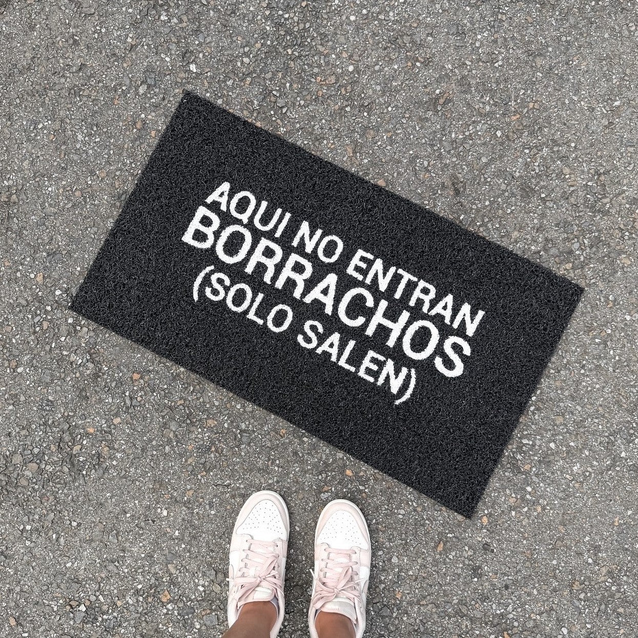 Tapete "no entran borrachos"