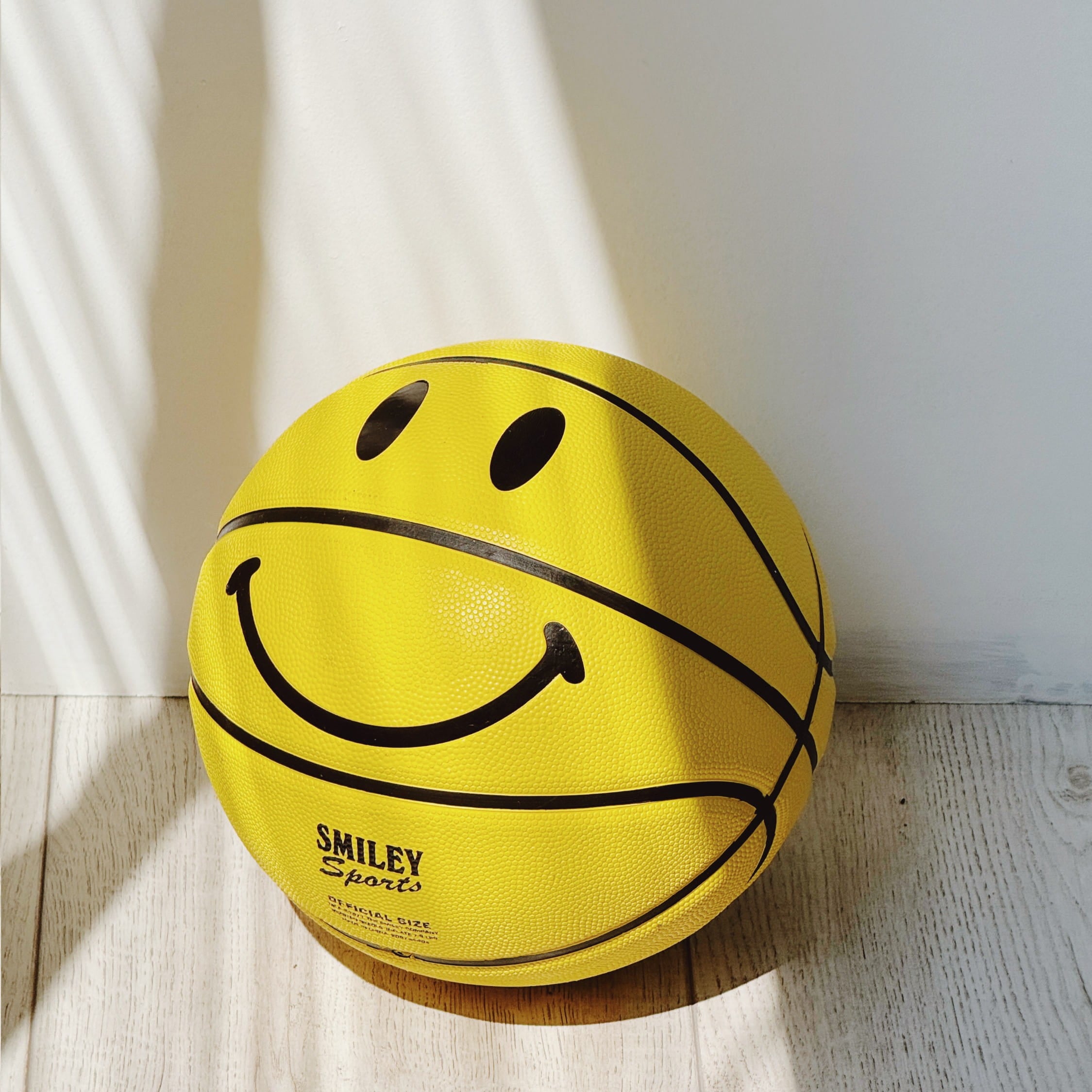 Basketball Smiley Sports