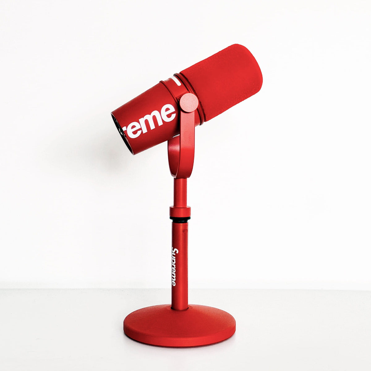 MV7+ Microphone Supreme x Shure