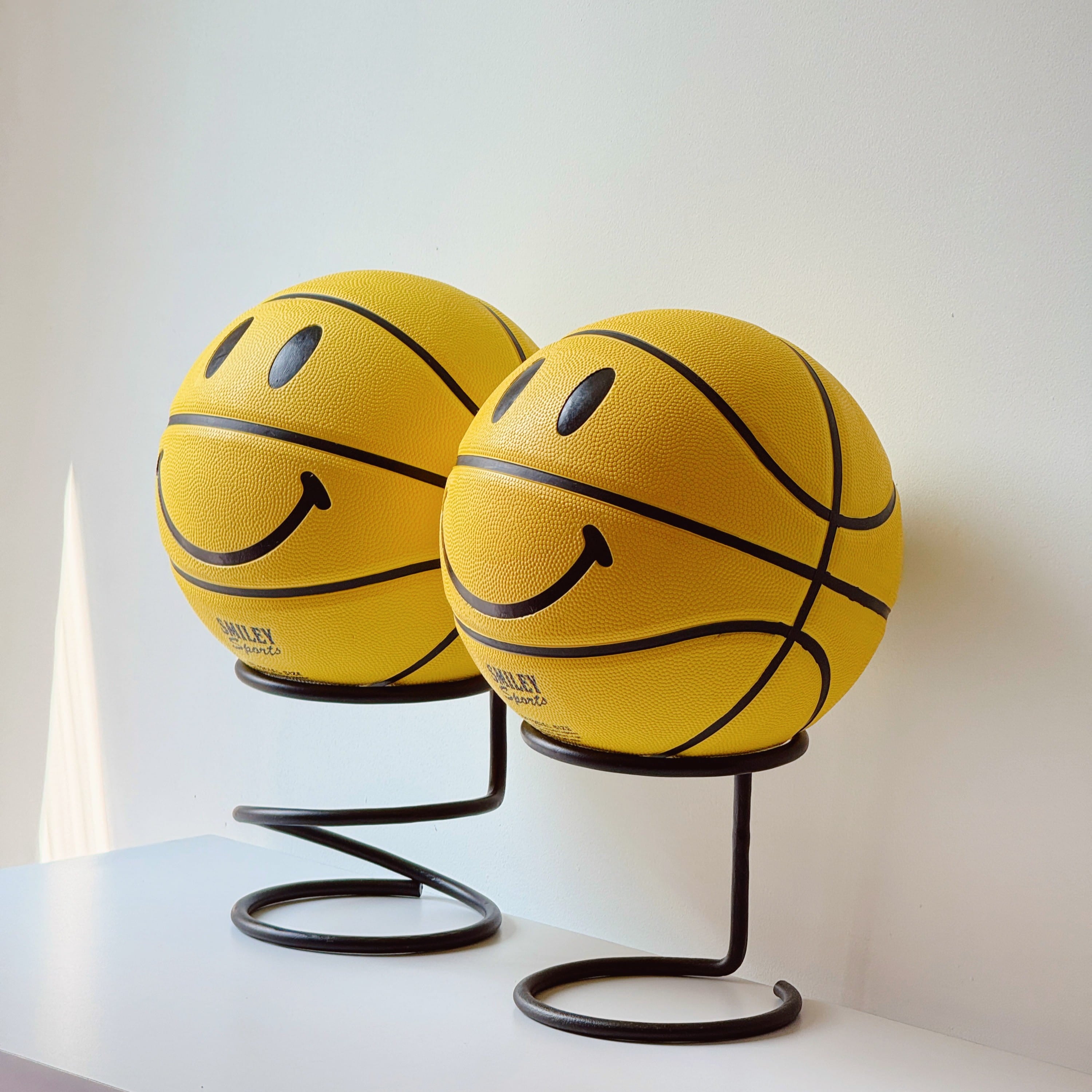 Basketball Smiley Sports