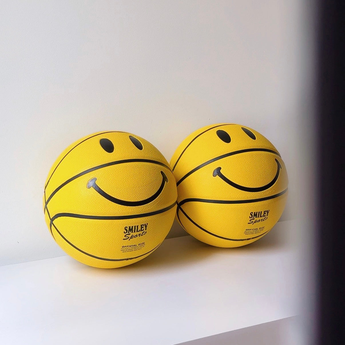 Basketball Smiley Sports