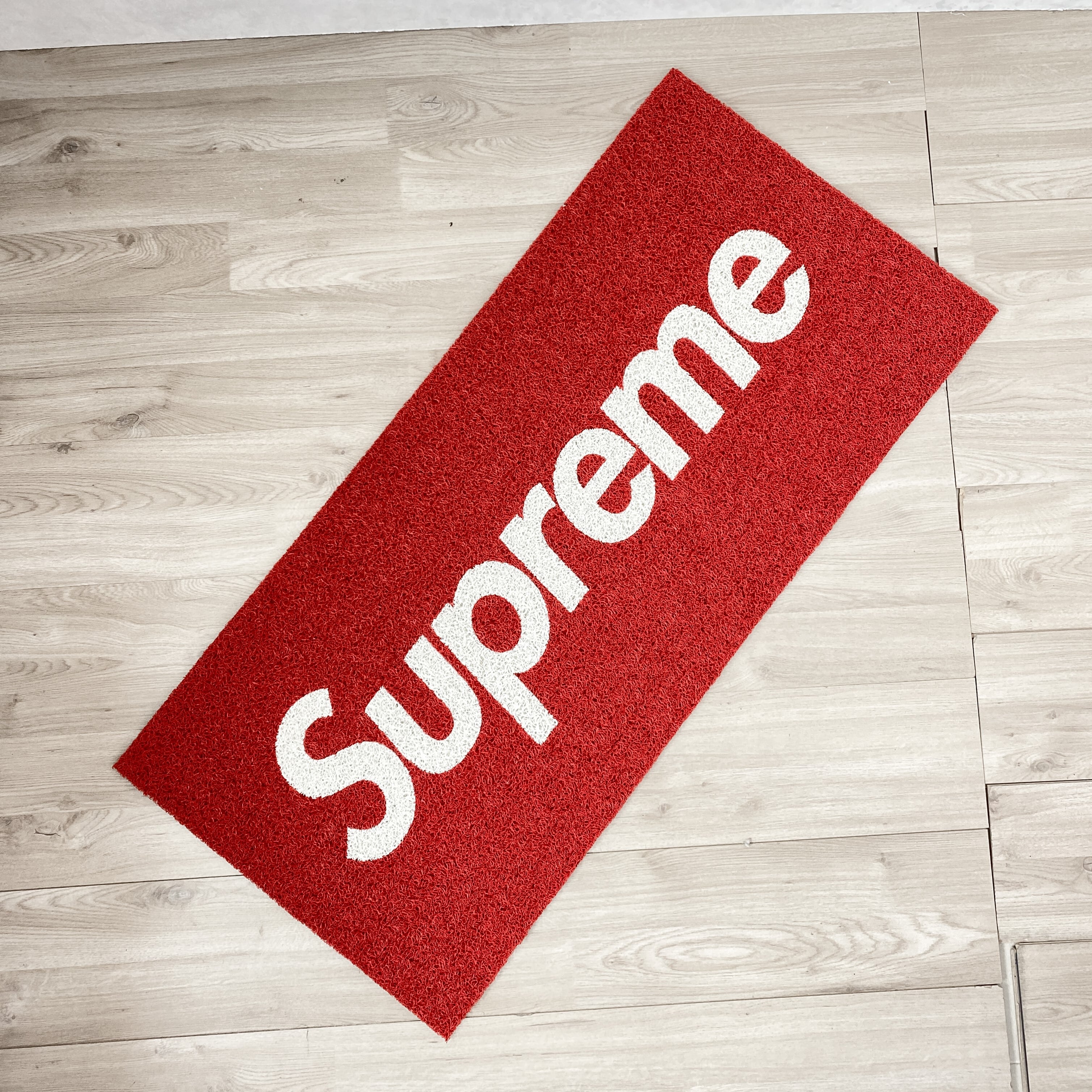 Tapete Supreme M