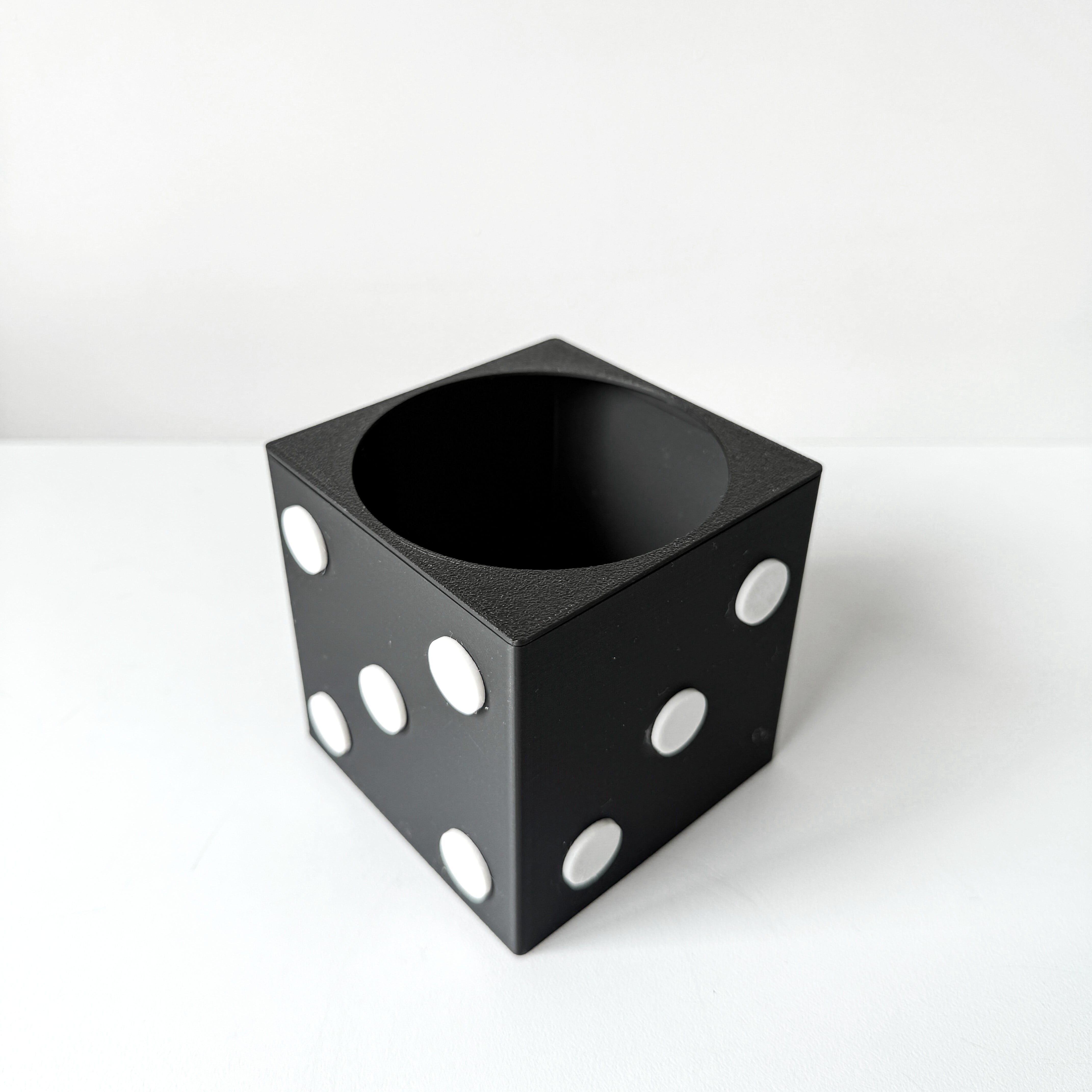 Matera Box planter game
