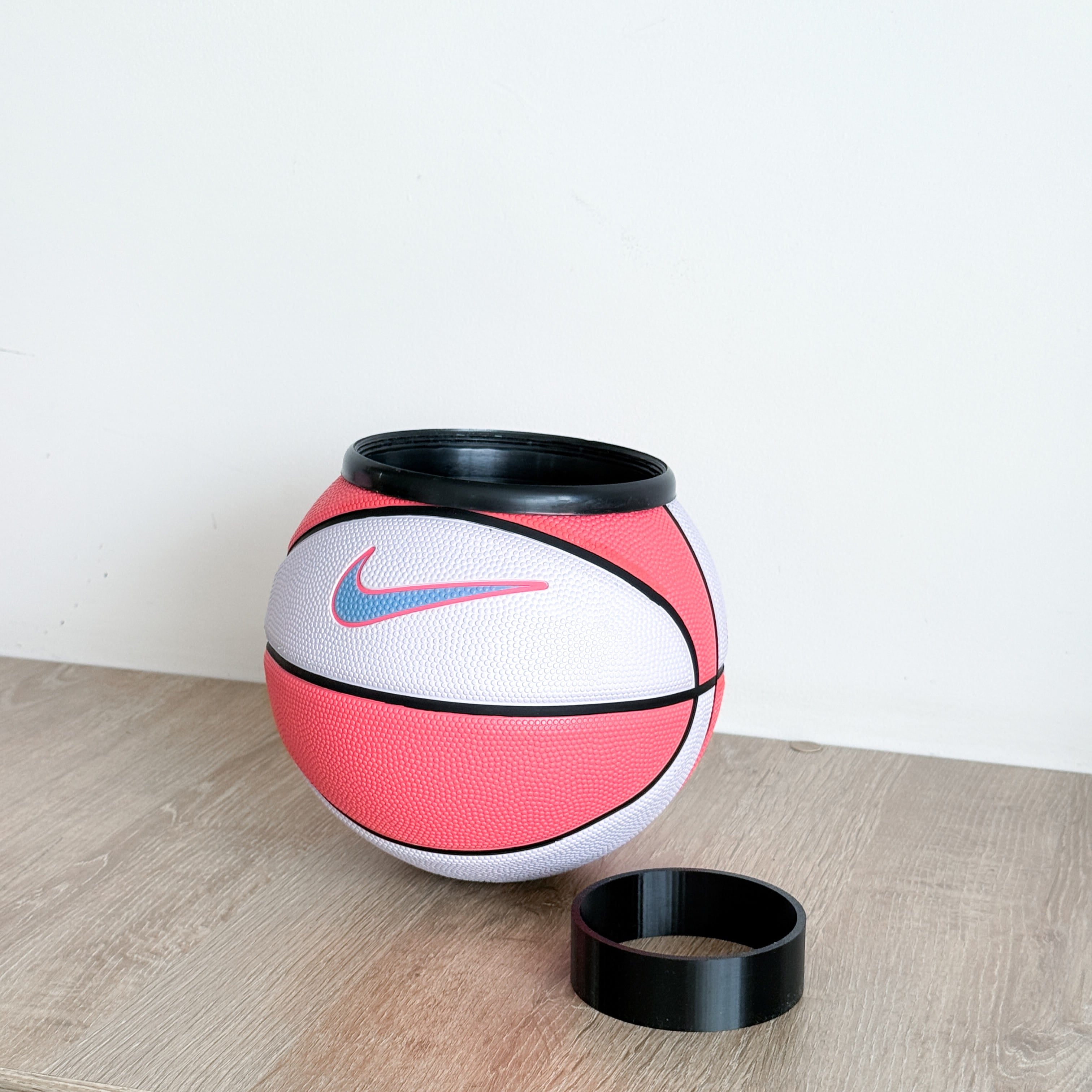 Matera mini basket plant pink candy