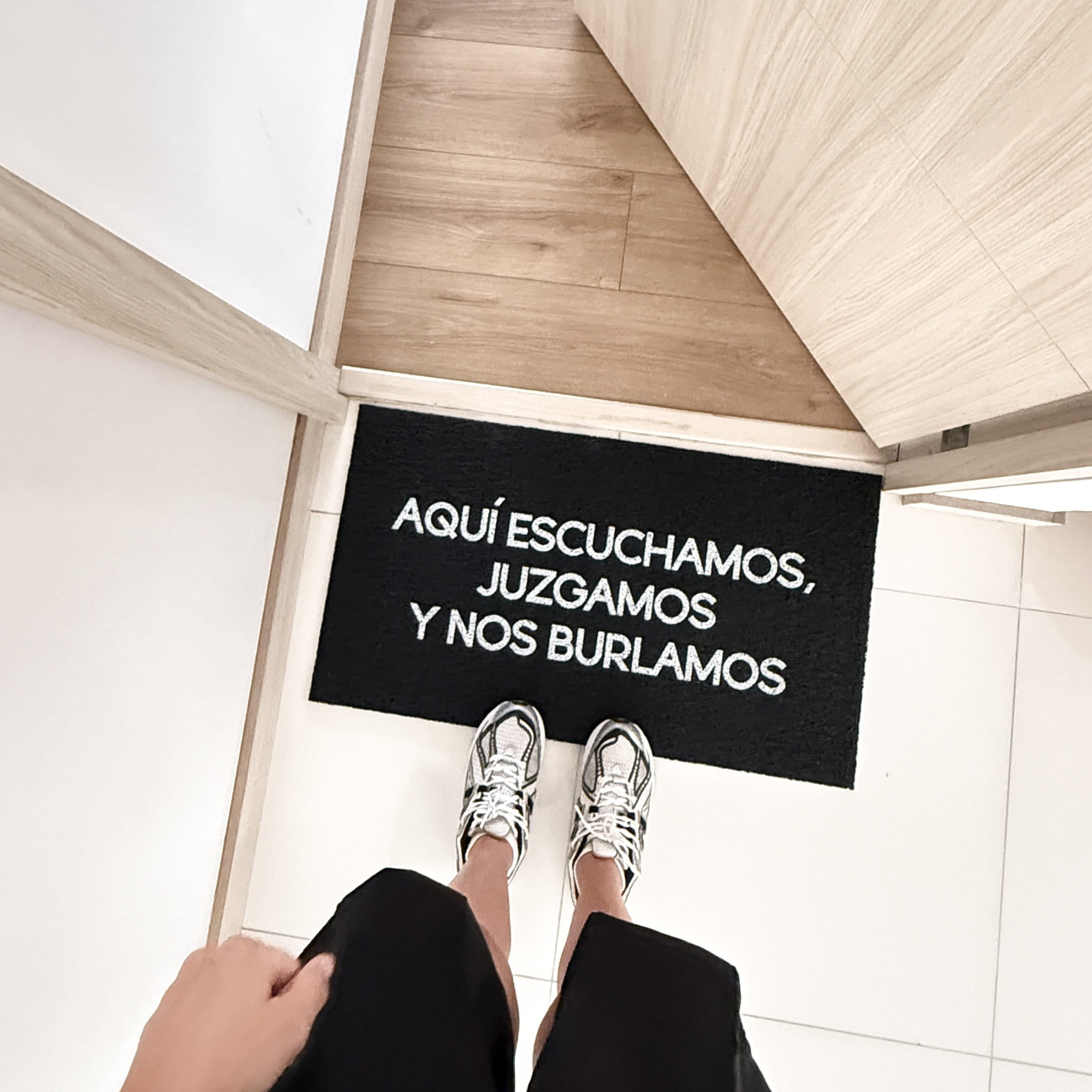 Tapete juzgamos y nos burlamos